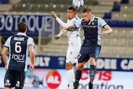 db真人体育官网-国际比赛日法国杯传出新动向，夏洛特黄蜂状态回暖，管理层表态：引发热议，控场能力受关注